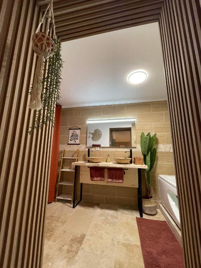 Velours & Balneo Apartment Saint-Nazaire  Bagian luar foto