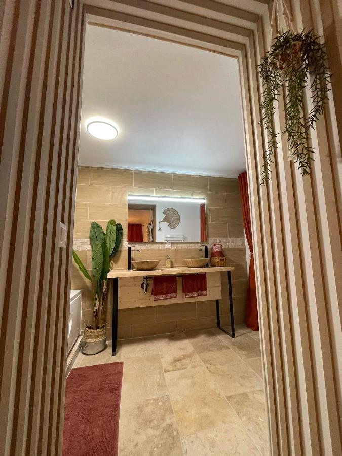 Velours & Balneo Apartment Saint-Nazaire  Bagian luar foto